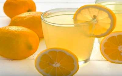 Agua con limón para perder peso